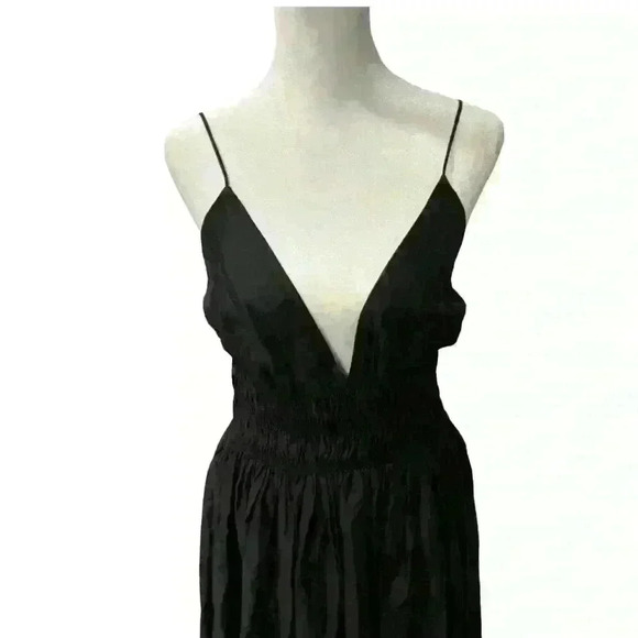 MOON RIVER Women's V Neck Sleeveless Shirred Maxi Dress Black New With Tags - Picture 4 of 8